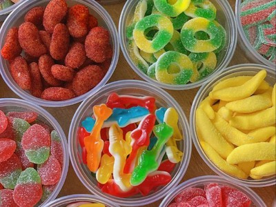 Đồ Ăn Vặt Cho Học Sinh Sinh Viên Giá Rẻ, Dễ Ăn 0