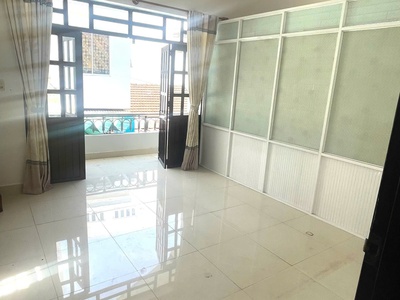 Nhà 2 tầng kiên cố  vị trí tiện ích   phường vạn thạnh cũ  nay là phường nha trang 3