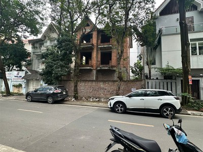 Biệt thự khu mỹ đình 200m mặt tiền rộng, môi trường sống chuẩn mực 0