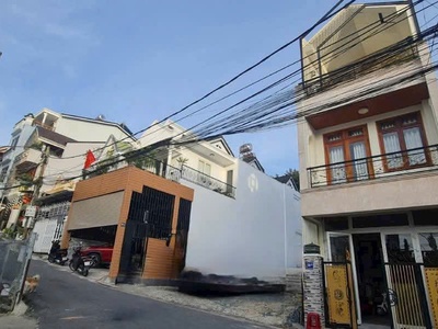 Bán lô đất 119m2 sổ riêng xây dựng mặt tiền hẻm phan đình phùng phường 2 đà lạt giá 9.9 tỷ 2