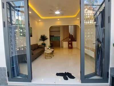 Bán nhà 2 tầng võ văn ngân thủ đức đối diện vincom 50m -5.29 tỷ 0