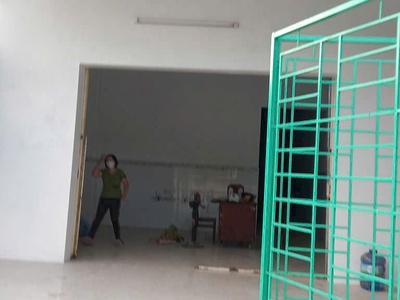 Cho thuê nhà mặt tiền đường phan văn đáng, p.9, vĩnh long - mới xây 100, đủ nội thất, giá 5.5 0