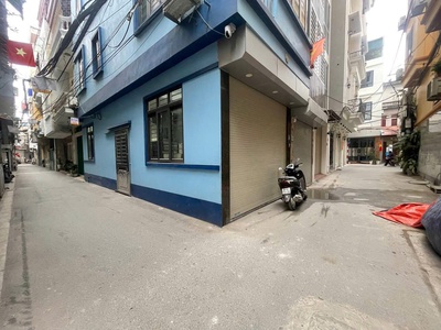 Nhà dân xây cực hiếm chợ may 10 oto con vào nhà dt 50m - mt 5m chẵn 10 tỷ 0