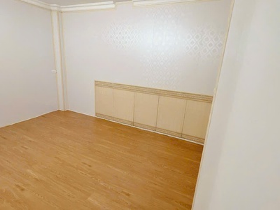 Nhà c4 đẹp tổ 5, quang minh. chủ mới chỉ việc xách đồ về ở. gần khu công nghiệp 0