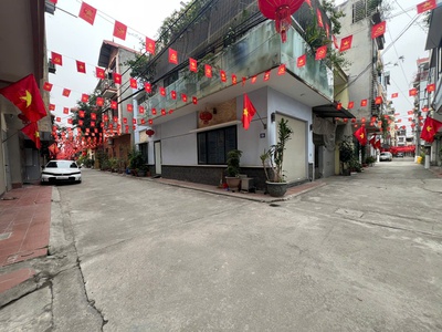 Cần bán 50m phân lô tt75 lai xá ô tô chạy vòng quanh - nhỉnh 7 tỷ 0