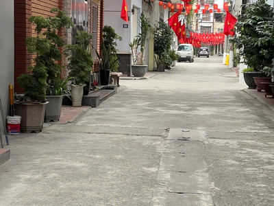 Cần bán 50m phân lô tt75 lai xá ô tô chạy vòng quanh - nhỉnh 7 tỷ 1