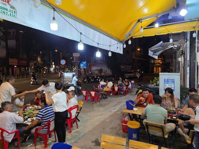 Sang gấp quán nhậu mặt tiền đường 3/2, quận 11, hcm khách ổn định vào là kinh doanh ngay 3