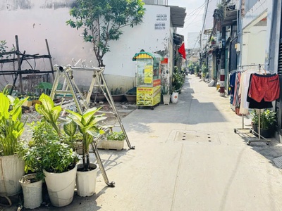 Bán gấp nhà lê trọng tấn tây thạnh tân phú sát tân bình 62m2 ,2 tầng 5 tỷ 0