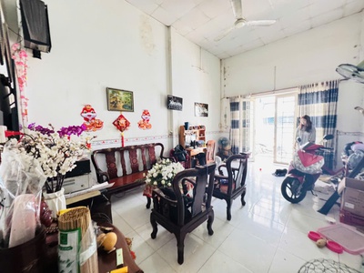 Bán gấp nhà lê trọng tấn tây thạnh tân phú sát tân bình 62m2 ,2 tầng 5 tỷ 2