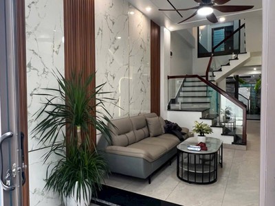 Bán nhà 3 tầng ngõ phố Nguyễn Đình Chiểu, ph Ngọc Châu, TP HD, 40.5m2, 3 ngủ, gần đường 1