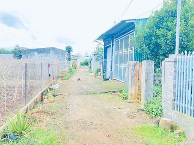 Bán đất sẵn nhà tiền chế hẻm tổ 32, liên nghĩa, đức trọng 1