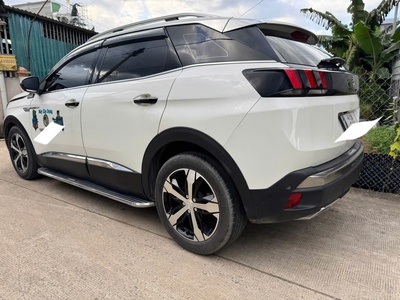 Bán xe Peugeot 3008 đời 2018   xe gia đình, giá tốt 2