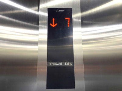 Cho thuê Tòa Văn Phòng VIP 10 Tầng Xây Mới Mặt Phố Hoàng Ngân. Vị Trí Lô Góc. DT 360m2. MT 12m 10