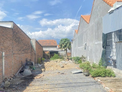 Bán đất mặt tiền đường Núi Sầm giá đầu tư được, Phường Hòa Thắng - Ninh Hòa 2