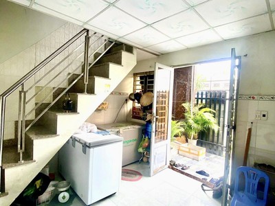 Bán nhà 2 tầng NGANG 8M HẺM XE HƠI đối diện Chung cư HAPPY ONE SORA - 3PN chỉ 4.5 tỷ 1