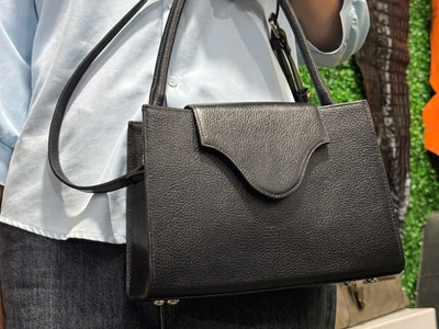 Tìm Đối Tác Bán Lẻ Đồ Da Toàn Quốc - Xưởng XTC Có VAT 17