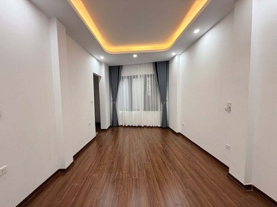 Lô góc 6 tầng thang máy xây mới thông Hồ Ba Mẫu - Ô Đồng Lầm gần phố 37m2 full nội thất xịn, 9.x tỷ 4