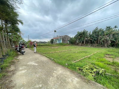 3 lô liền kề ngay sát đường lớn giá chỉ 6xx triệu/nền 0