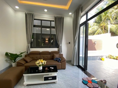 NHÀ MỚI có Sân đậu Ô TÔ. Ngay sát đường nhựa Huyện 90C, P. Đạo Thạnh. 2