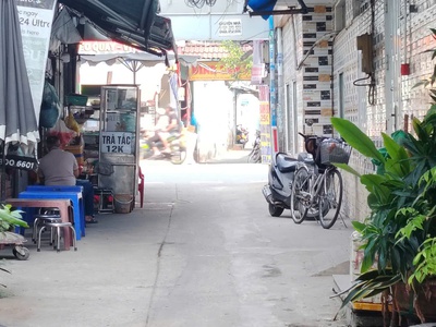 Cho thuê nhà riêng 388/5 Huỳnh Tấn Phát, hẻm Xe Hơi, 130m2, 4PN, 2WC, giá ưu đãi 15