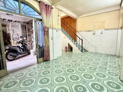 Nhà 5p qua q1,5,4 hẻm 152 hưng phú p8q8  p.chánh hưng 1