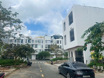 Cần bán lô đất đường 7,5m hoà phú 28 - khu điện âm toàn bộ 3