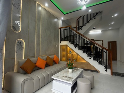 Bán nhà 2 tầng kiệt ô tô vào đến nhà k82 nguyễn lương bằng 3