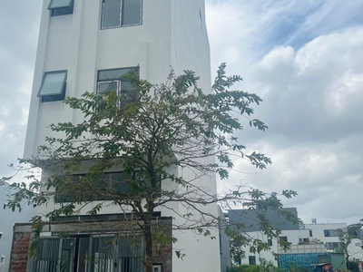 Cần bán lô đất đường 7,5m hoà phú 28 - khu điện âm toàn bộ 2