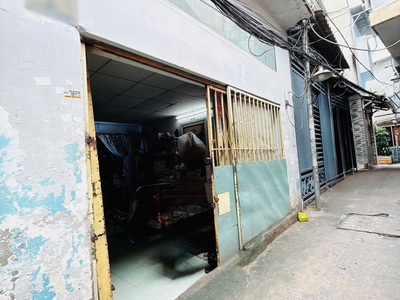 Nhà cấp 4 trệt, lầu, nở hậu hẻm làng ốc dương bá trạc p1q8. giá 3,58 tỷ bớt lộc 3