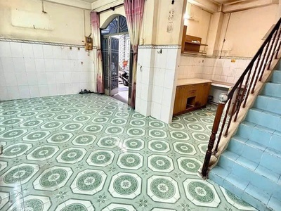 Nhà 5p qua q1,5,4 hẻm 152 hưng phú p8q8  p.chánh hưng 3