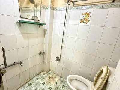 Nhà 5p qua q1,5,4 hẻm 152 hưng phú p8q8  p.chánh hưng 4