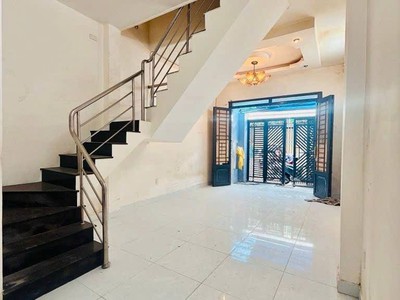 Huỳnh tấn phát. quận 7 hẻm ba gác hẻm mới nâng cao, thoáng sạch sẽ.kiên cố 4