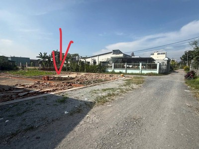 Bán đất lô góc xuân thới sơn 16  174m2 chỉnh hơn 3 tỷ 2