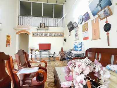 Nhà linh xuân 125m    xe hơi vào tận nhà   gần mặt tiền   giá chỉ 5.7 tỷ hiếm có 4