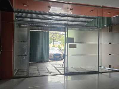 Mặt tiền nguyễn hữu thọ 115m2, ngang 5m, đang cho thuê, giá 14,2 tỷ 0