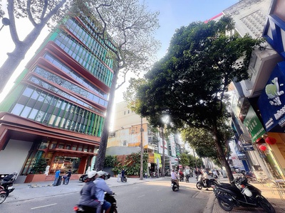 Chính chủ 1 đời - bán nhà 4 tầng mặt tiền kd đ.cao thắng, q3 - dt 70m2 sổ hồng vuông đẹp - hdt mặt 3