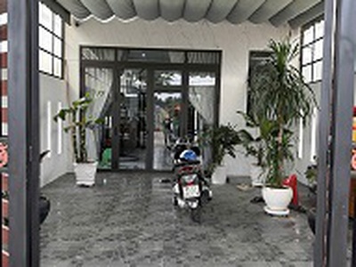 Bán gấp nhà đẹp   đất rộng   ở sướng - 374 hoàng hoa thám - phường an khê - gia lai 0