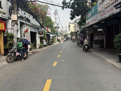 Chính chủ cần bán gấp nhà 4 tầng,hẻm xe hơi, đường nguyễn văn công, p.03, gv, giá chỉ 7.8 tỷ,ở ngay 0