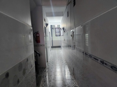 Chdv 132m2 ngang 8,5 dài 17m. đường tám danh hxh q8 giáp q5. 0