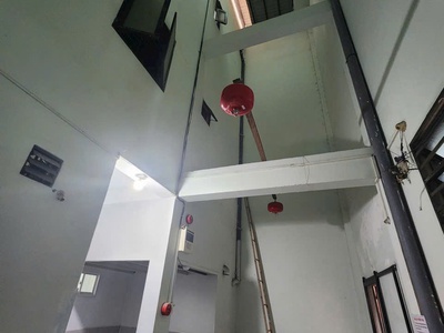 Chdv 132m2 ngang 8,5 dài 17m. đường tám danh hxh q8 giáp q5. 1