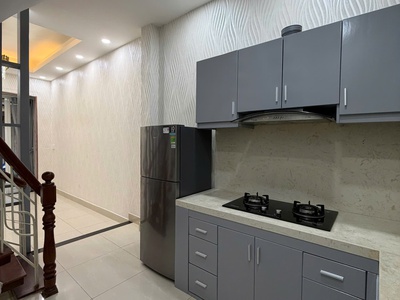 Cần bán gấp  quận 5 - cao đạt 3 tầng - hẻm thông tứ tung - giá cực tốt 1