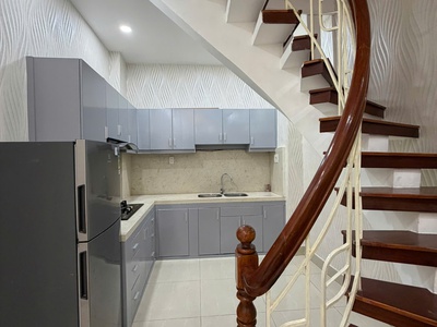 Cần bán gấp  quận 5 - cao đạt 3 tầng - hẻm thông tứ tung - giá cực tốt 3