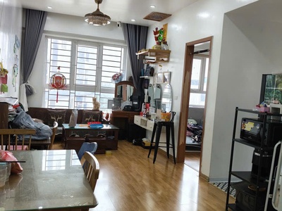 Chính chủ cần bán căn chung cư góc 67m2 HH03C khu đô thị Thanh Hà-Hà Đông. 0