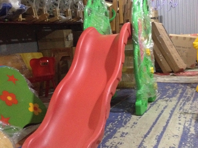 Cầu trượt nhập ngoại con voi hoặc con gấu hàng xịn giá tốt cực rẻ chuyển ngay chỉ còn 2tr2 5