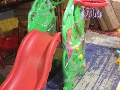 Cầu trượt nhập ngoại con voi hoặc con gấu hàng xịn giá tốt cực rẻ chuyển ngay chỉ còn 2tr2 3