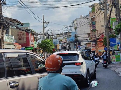 Nhỉnh 5 tỷ sở hữu ngay vi trí mặt tiền kd lạc long quân 44m ngang 4m t.thuê.15tr/th 1