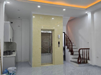 Bán nhà ngọc hồi, hoàng mai, ô tô, 6t thang máy, 40m2, 9.5 tỷ 2