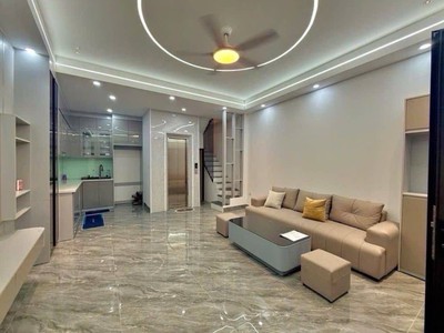 Bán nhà ngọc hồi, hoàng mai, ô tô, 6t thang máy, 40m2, 9.5 tỷ 0
