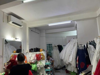 Nhỉnh 5 tỷ sở hữu ngay vi trí mặt tiền kd lạc long quân 44m ngang 4m t.thuê.15tr/th 3