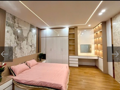 5 tầng   6 ngủ   2 thoáng   11.9 tỷ  trần khát chân 0